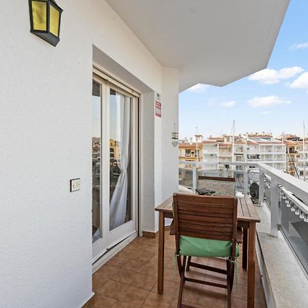 Welcs Apartamento 055 Emp Con Terraza Y Vistas Al Canal Empuriabrava Exterior foto